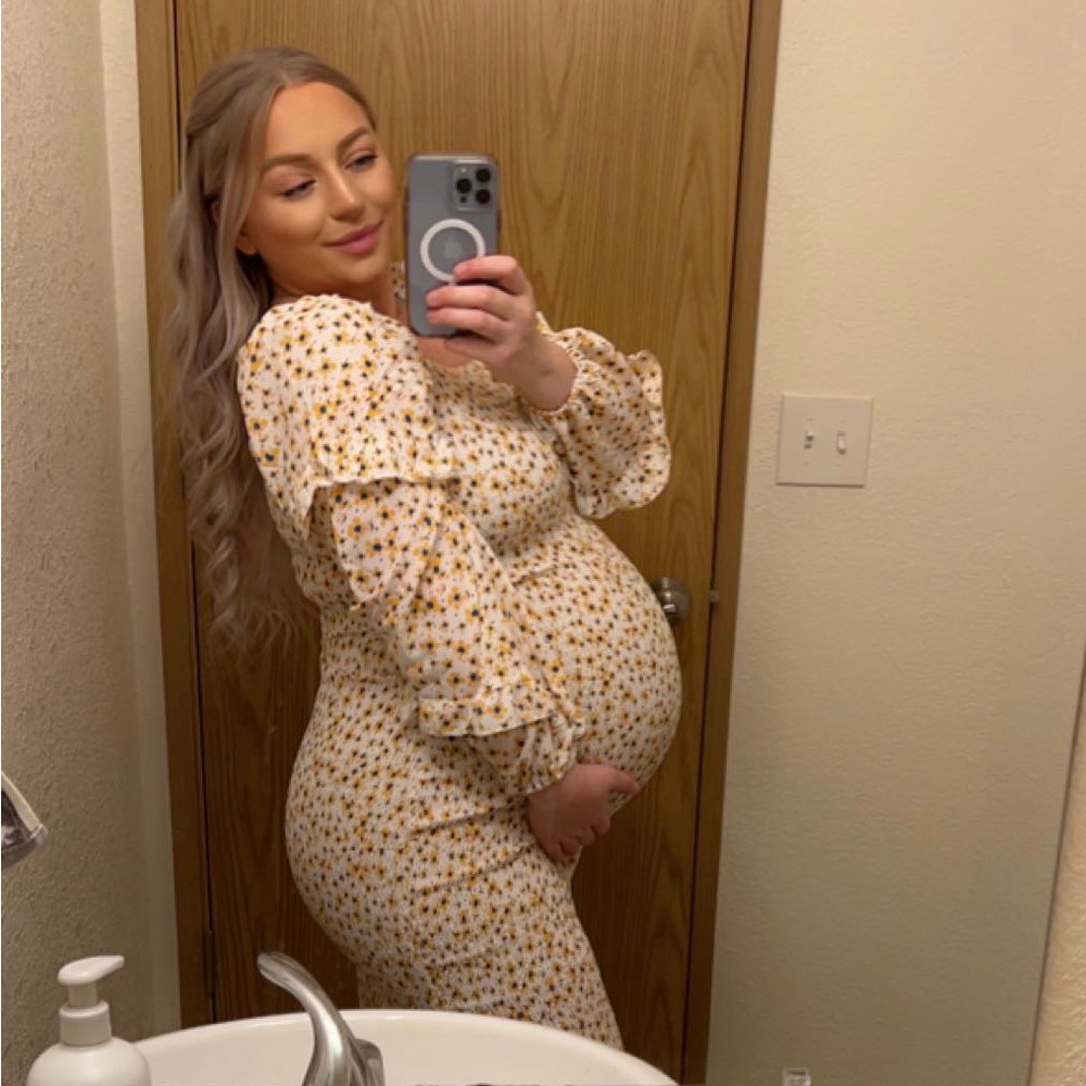 PRETTYGARDEN dress, size medium, worn once, perfect for maternity